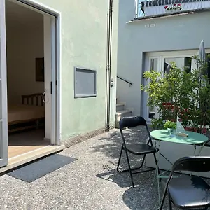 https://vittoria-room.hotelinveneto.com