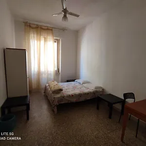 https://ostello-livorno.it-tuscanyhotel.com